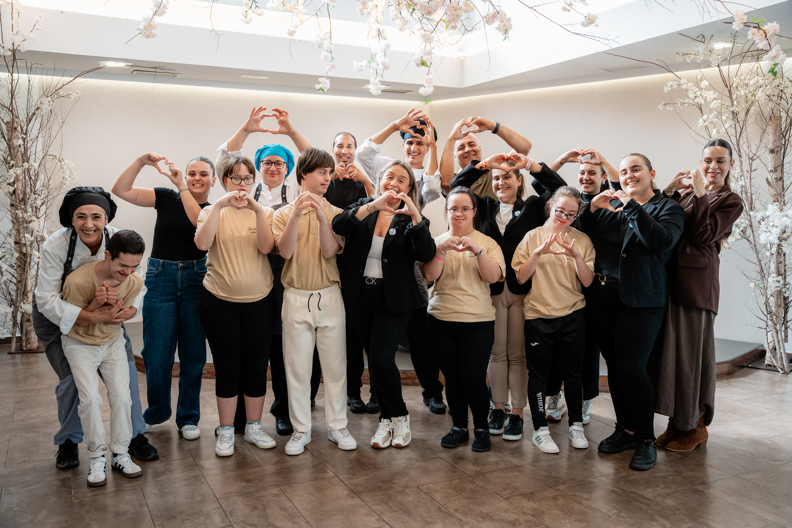 FOTO PLANTILLA Y ASSIDO